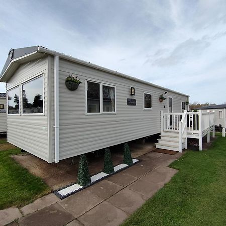 3 Bedroom Stylish Caravan - Vans With Business Sign Not Allowed Port Seton Bagian luar foto