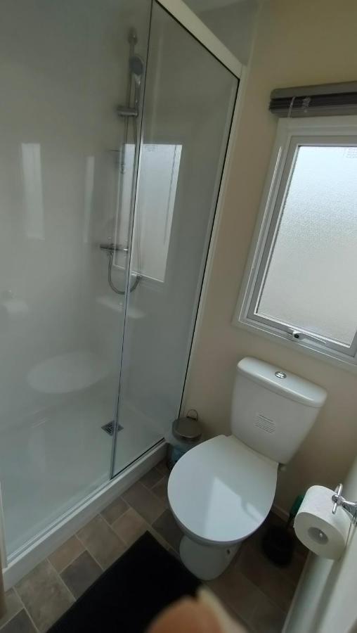 3 Bedroom Stylish Caravan - Vans With Business Sign Not Allowed Port Seton Bagian luar foto