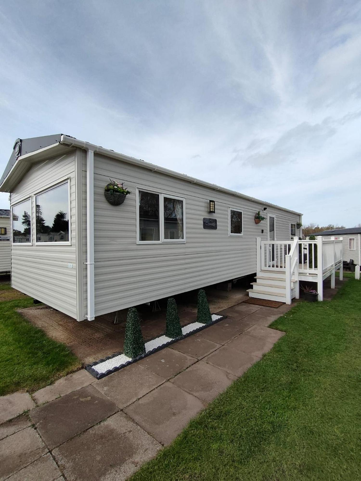 3 Bedroom Stylish Caravan - Vans With Business Sign Not Allowed Port Seton Bagian luar foto
